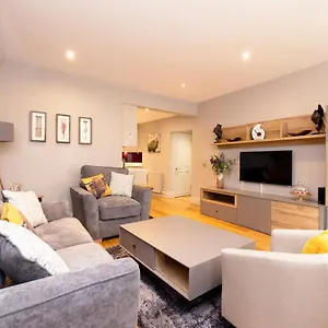 Joivy Splendid Flat Near Castle , Edinburgh United Kingdom